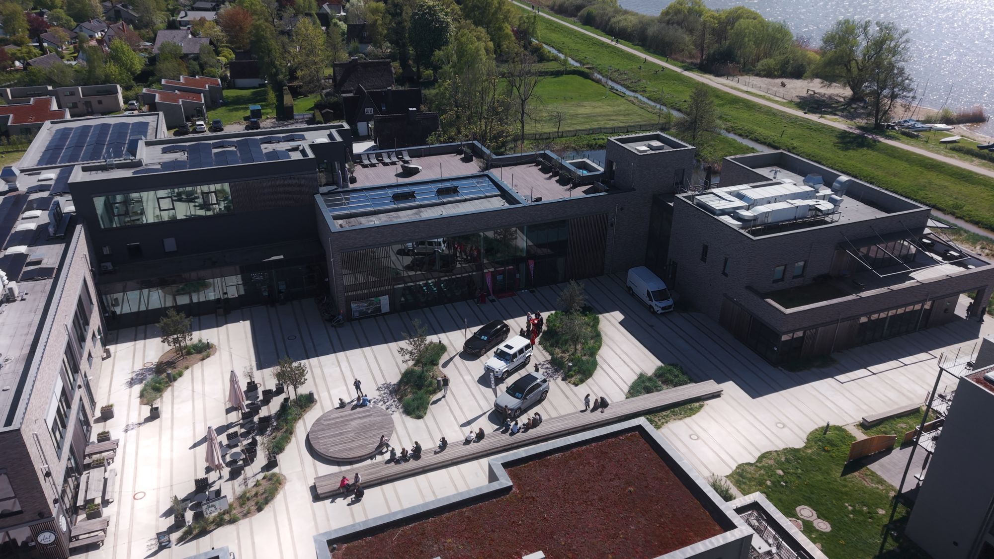 Luftaufnahme des Marissa Ferienparks direkt am Dümmer See